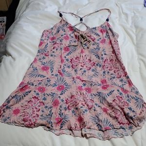 Tank top.